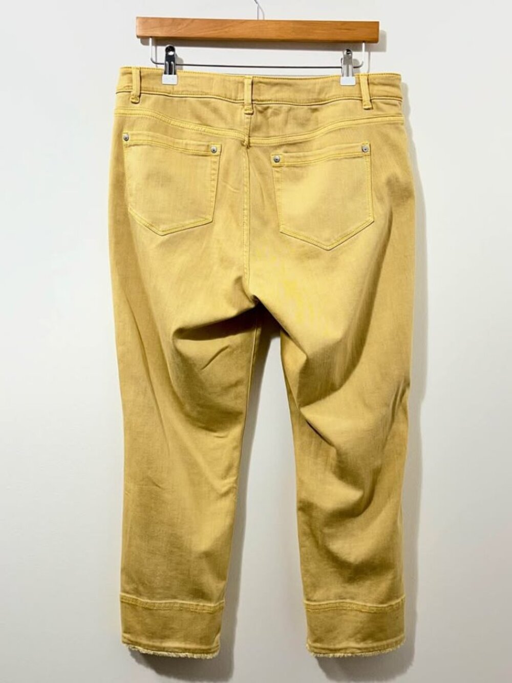 J. Jill Authentic Fit Frayed Hem CroppedGolden Yellow Elevated Jeans [size 12] - Picture 7 of 9